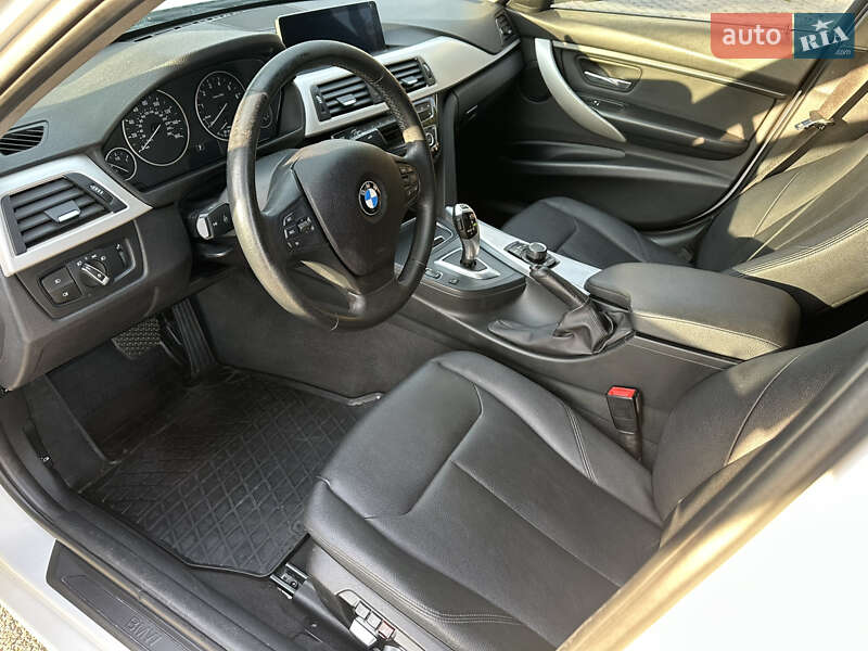 Седан BMW 3 Series 2017 в Ужгороде фото 24 Седан BMW 3 Series 2017 в Ужгороде