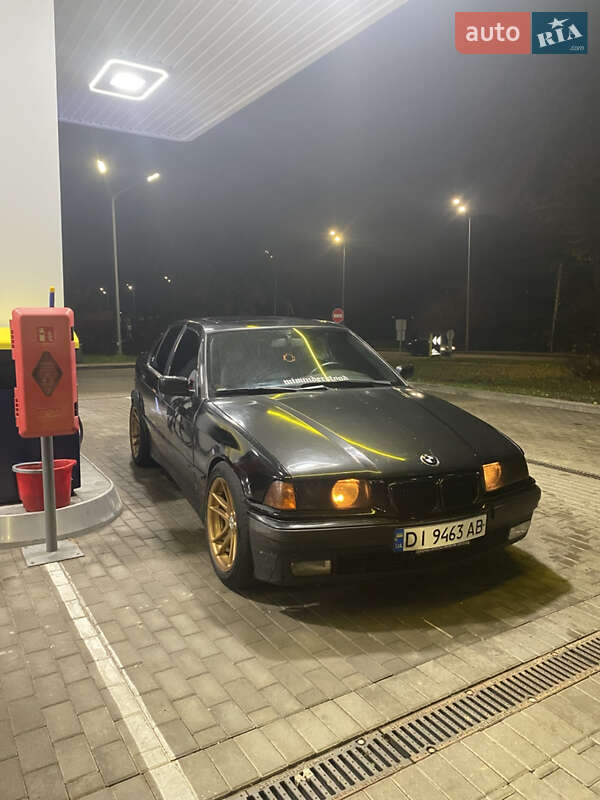 Седан BMW 3 Series 1996 в Виннице