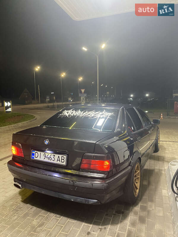 Седан BMW 3 Series 1996 в Виннице