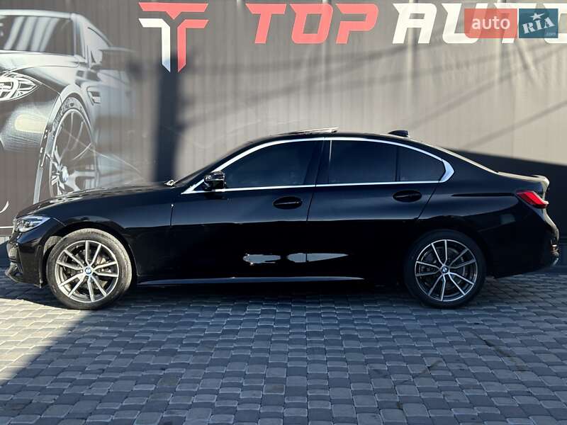 Седан BMW 3 Series 2021 в Львове
