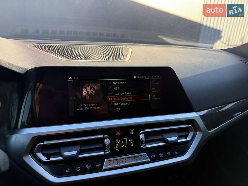 Седан BMW 3 Series 2021 в Львове