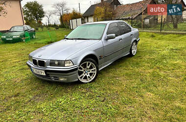 Седан BMW 3 Series 1994 в Львове