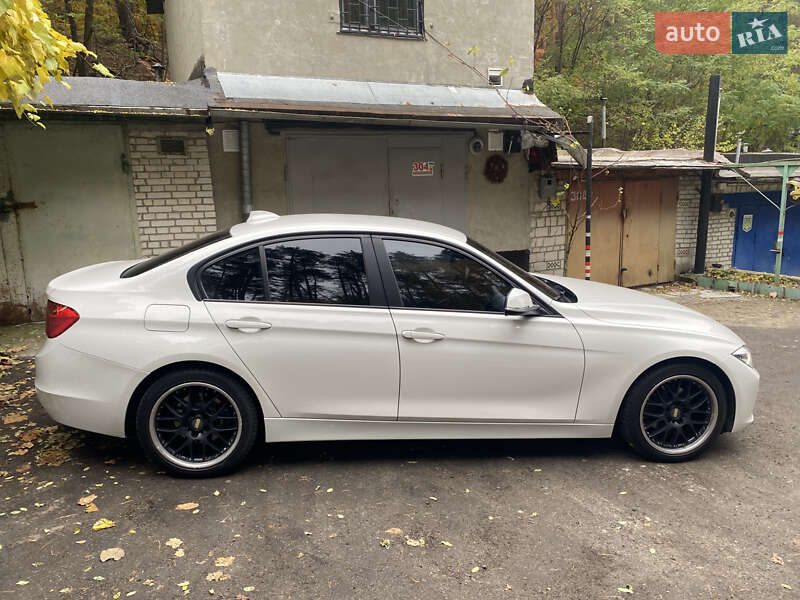 Седан BMW 3 Series 2012 в Обухове фото 10 Седан BMW 3 Series 2012 в Обухове