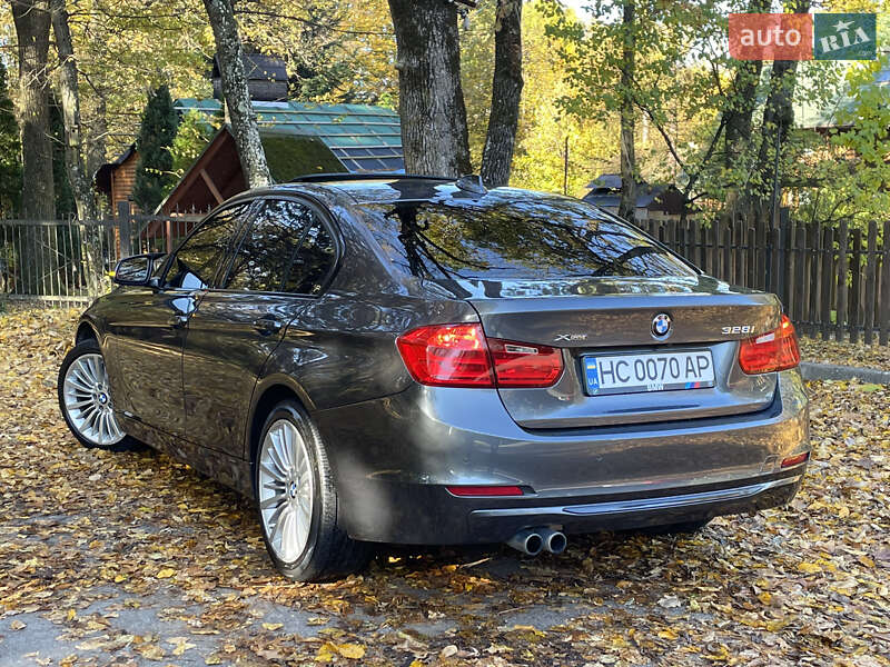 Седан BMW 3 Series 2014 в Трускавці фото 45 Седан BMW 3 Series 2014 в Трускавці
