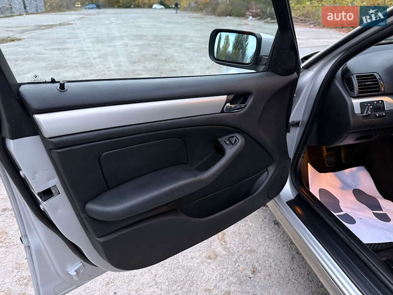 Универсал BMW 3 Series 2002 в Звягеле фото 14 Универсал BMW 3 Series 2002 в Звягеле