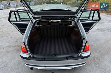 Универсал BMW 3 Series 2002 в  фото 26 Универсал BMW 3 Series 2002 в