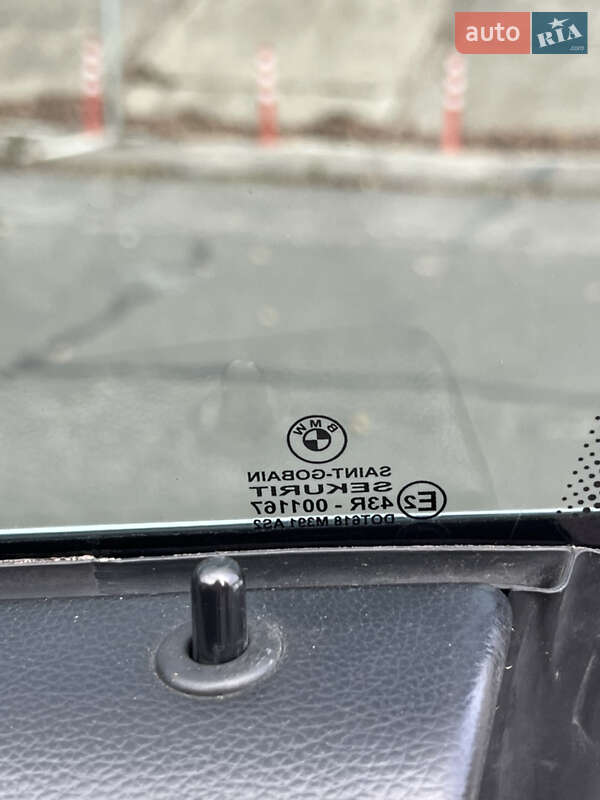 Кабриолет BMW 3 Series 2013 в Киеве фото 33 Кабриолет BMW 3 Series 2013 в Киеве