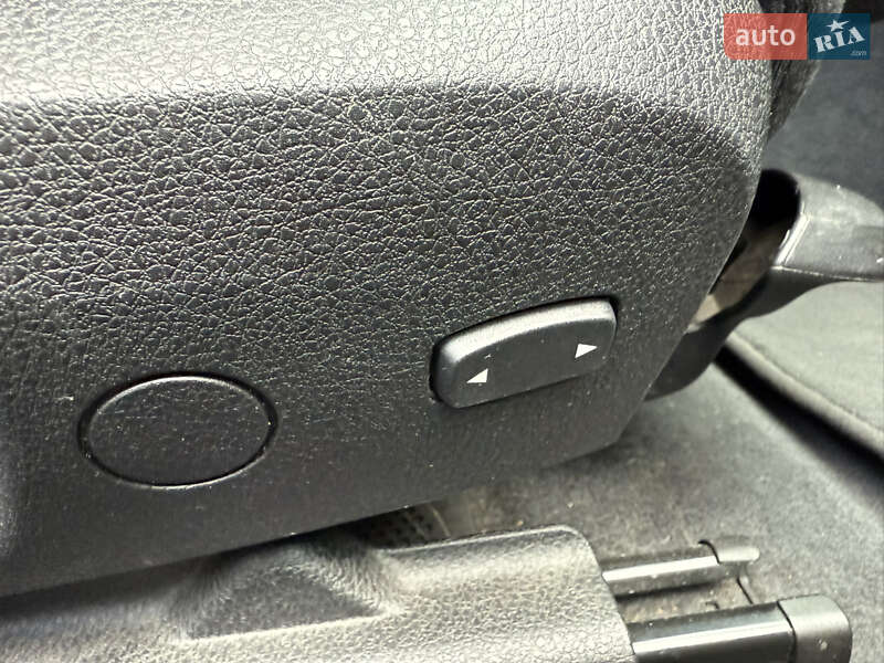 Седан BMW 3 Series 2015 в Києві фото 14 Седан BMW 3 Series 2015 в Києві