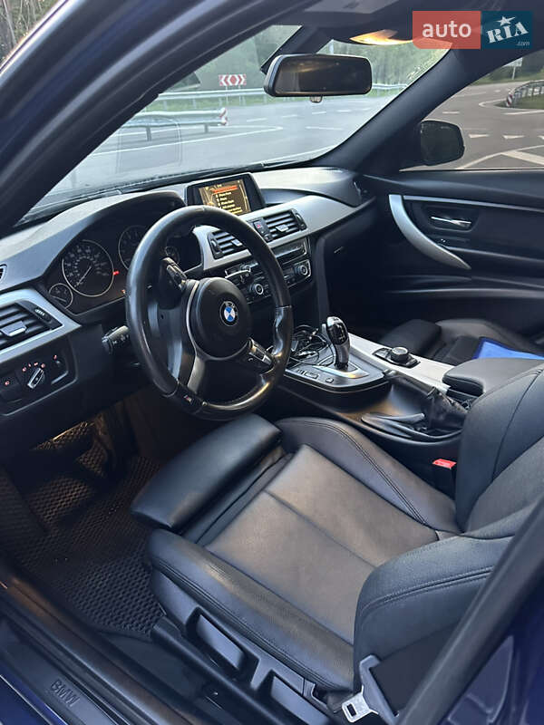 Седан BMW 3 Series 2016 в Ровно