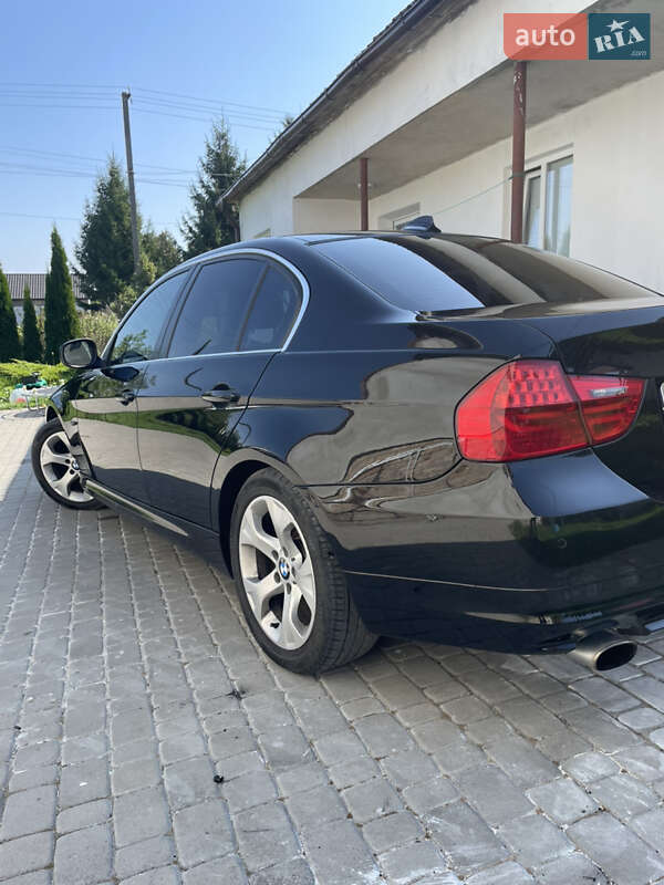 Седан BMW 3 Series 2010 в Львове фото 5 Седан BMW 3 Series 2010 в Львове