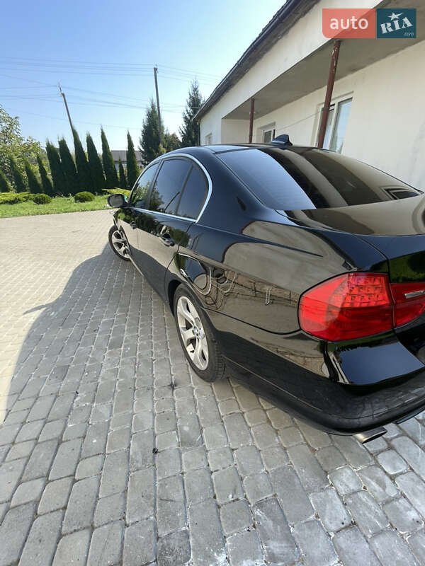 Седан BMW 3 Series 2010 в Львове фото 12 Седан BMW 3 Series 2010 в Львове