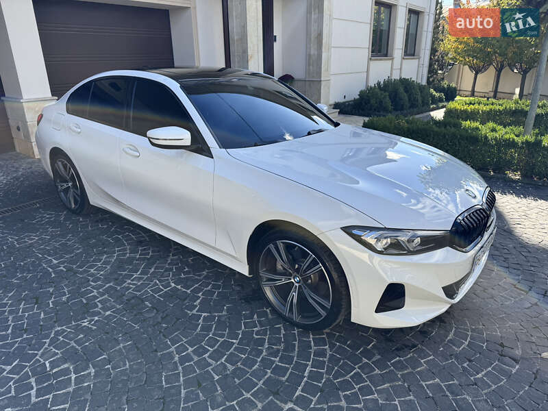 Седан BMW 3 Series 2023 в Львові