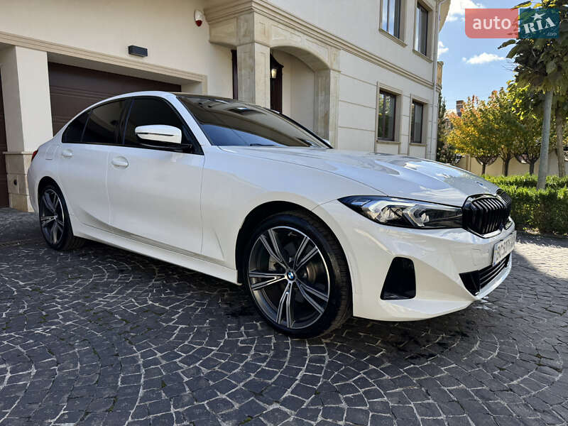 Седан BMW 3 Series 2023 в Львові