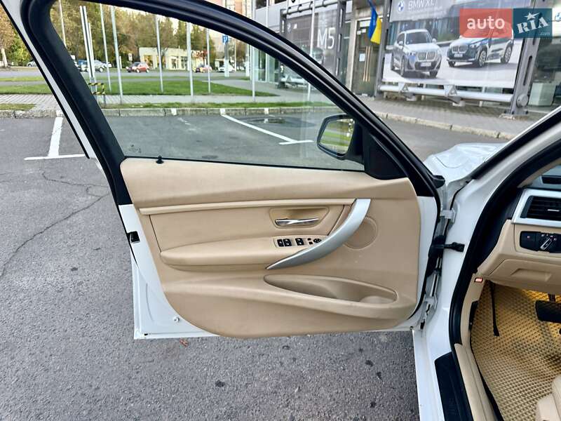 Седан BMW 3 Series 2012 в Одессе фото 77 Седан BMW 3 Series 2012 в Одессе