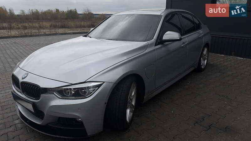 Седан BMW 3 Series 2016 в Броварах