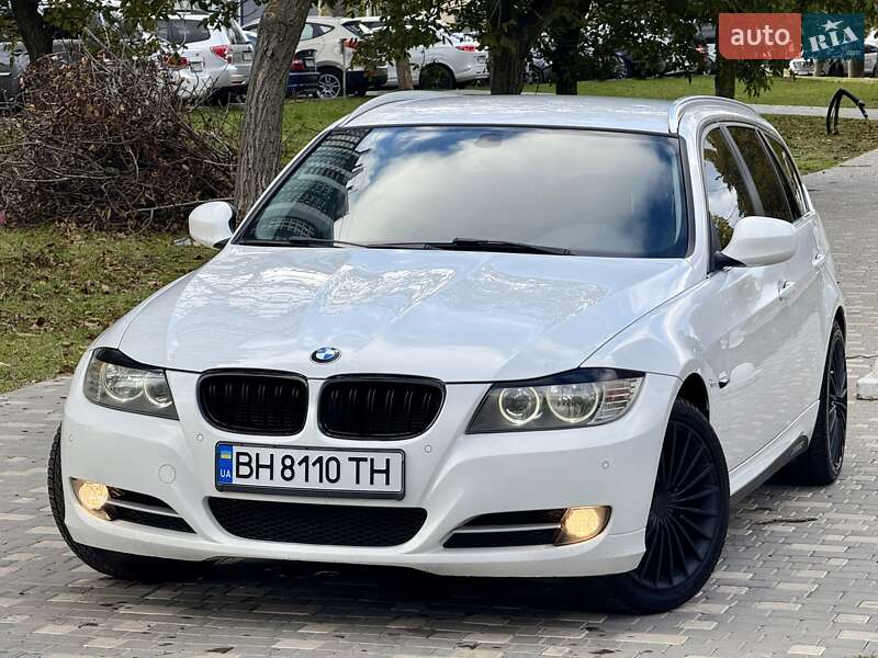 BMW 3 Series 2010