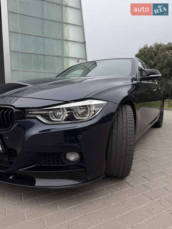 Седан BMW 3 Series 2015 в Хмельницькому