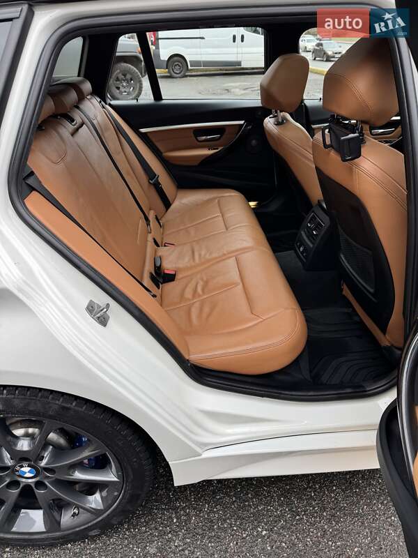 Універсал BMW 3 Series 2017 в Києві
