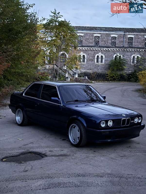 Купе BMW 3 Series 1984 в Одессе фото 9 Купе BMW 3 Series 1984 в Одессе