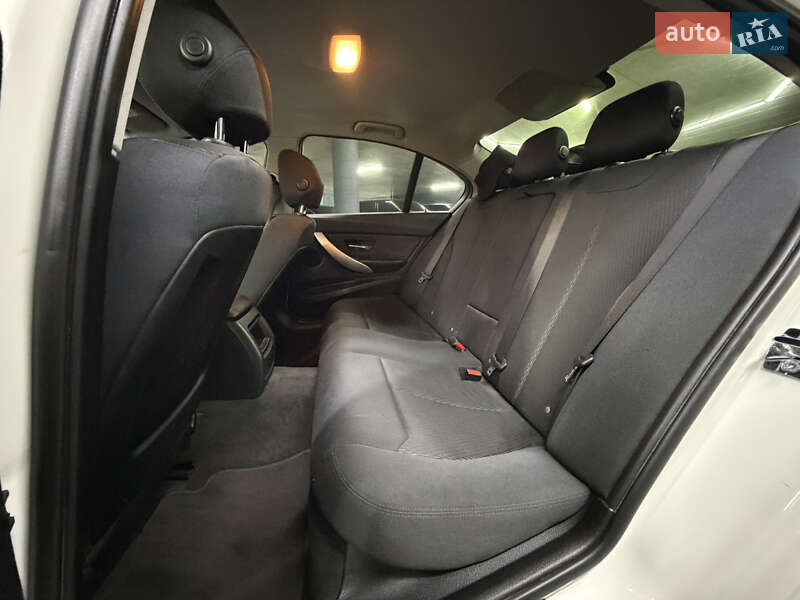 Седан BMW 3 Series 2012 в Одессе