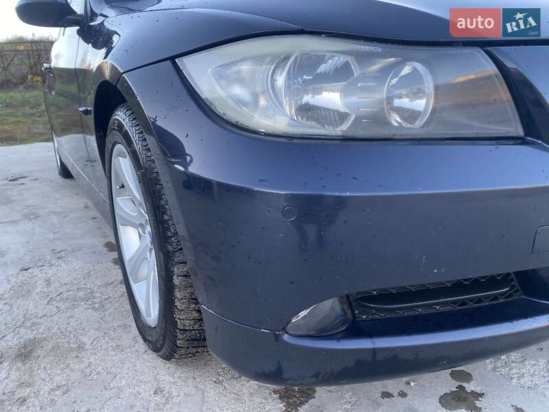 Седан BMW 3 Series 2005 в Песчанке