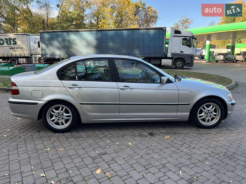 Седан BMW 3 Series 2002 в Киеве