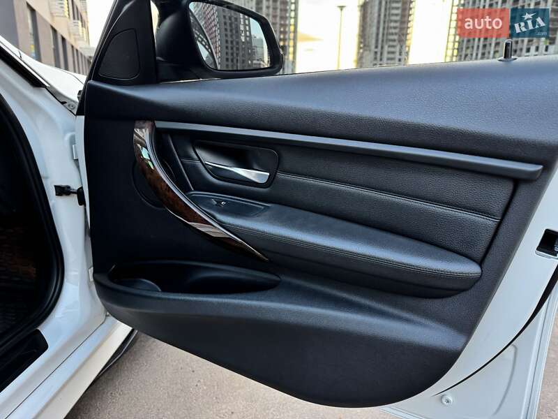 Седан BMW 3 Series 2015 в Киеве фото 11 Седан BMW 3 Series 2015 в Киеве