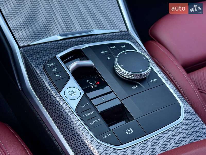 Седан BMW 3 Series 2022 в Киеве