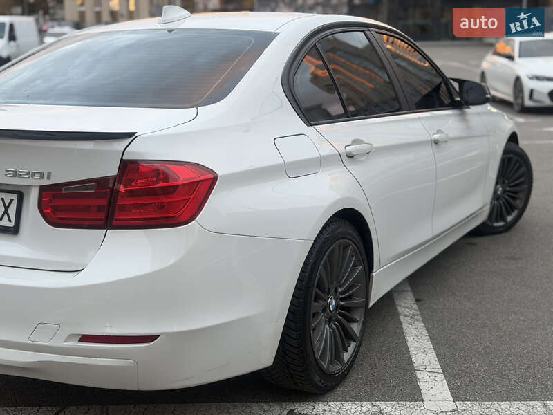 Седан BMW 3 Series 2013 в Киеве фото 7 Седан BMW 3 Series 2013 в Киеве