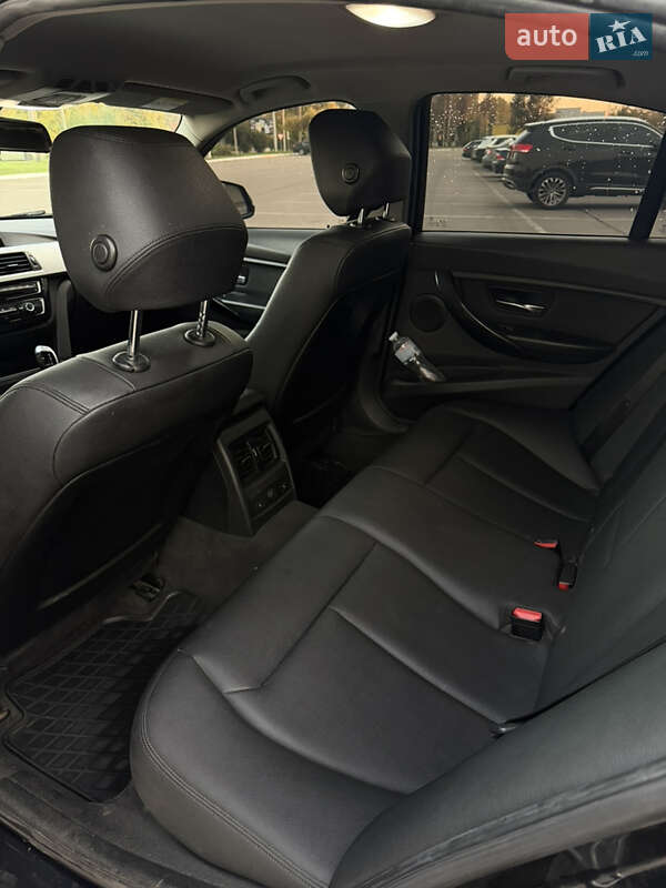 Седан BMW 3 Series 2017 в Кременчуге фото 8 Седан BMW 3 Series 2017 в Кременчуге