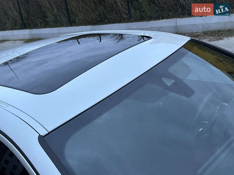 Седан BMW 3 Series 2022 в Виннице