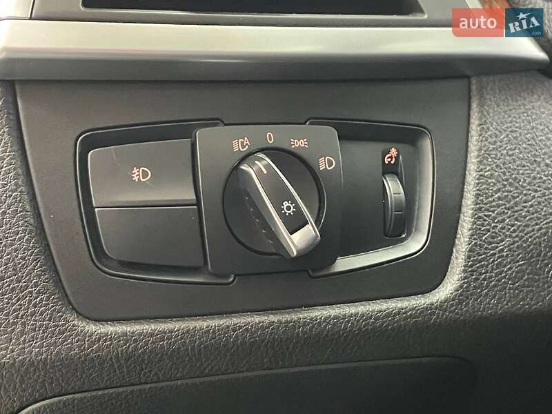 Седан BMW 3 Series 2017 в Киеве фото 19 Седан BMW 3 Series 2017 в Киеве