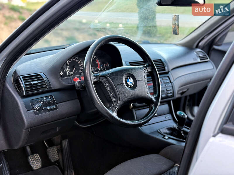 Универсал BMW 3 Series 2003 в Черновцах