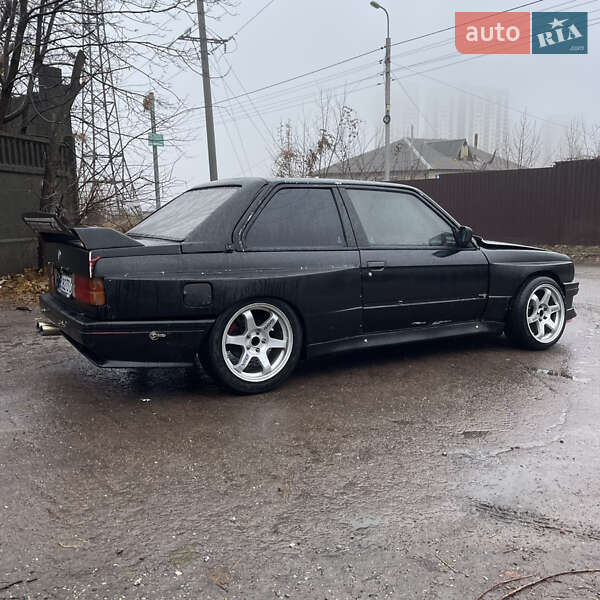 Купе BMW 3 Series 1986 в Киеве