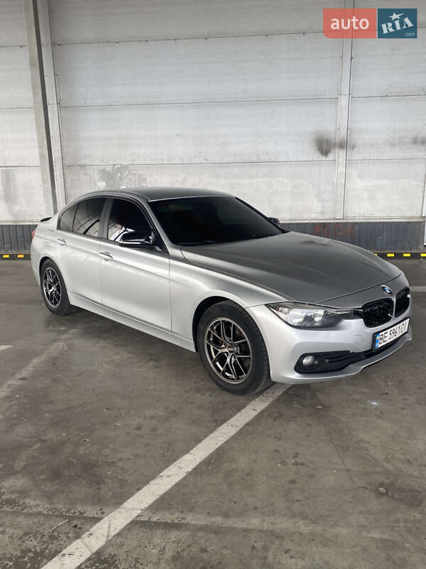 Седан BMW 3 Series 2015 в Ровно фото 13 Седан BMW 3 Series 2015 в Ровно