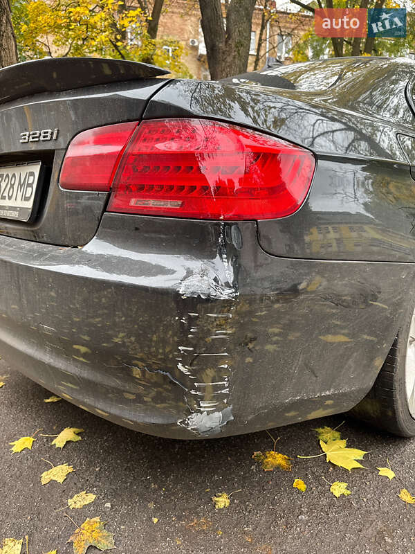 Купе BMW 3 Series 2010 в Киеве
