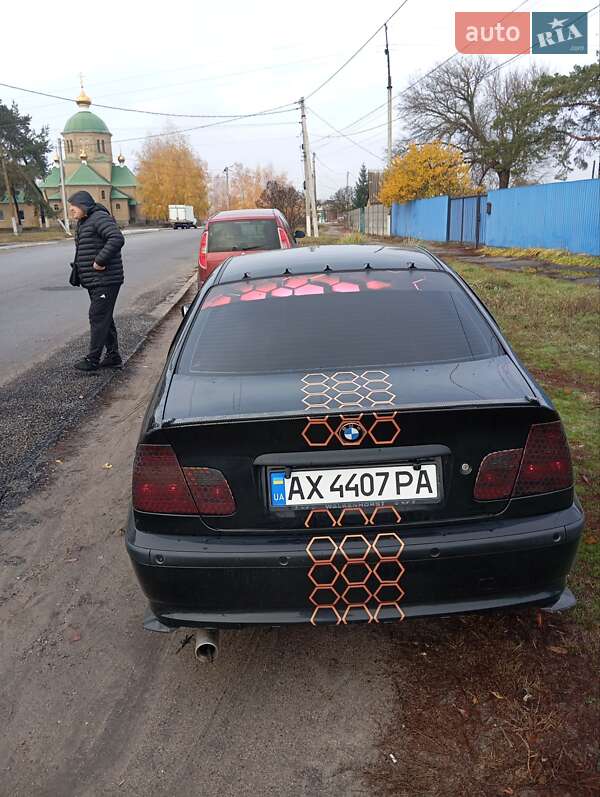 Седан BMW 3 Series 2004 в Зачепиловке