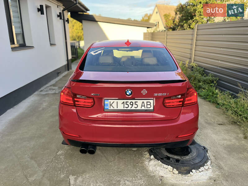 Седан BMW 3 Series 2012 в Белой Церкви