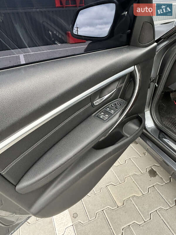 Седан BMW 3 Series 2017 в Виннице фото 40 Седан BMW 3 Series 2017 в Виннице