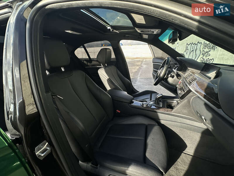 Седан BMW 3 Series 2015 в Львове