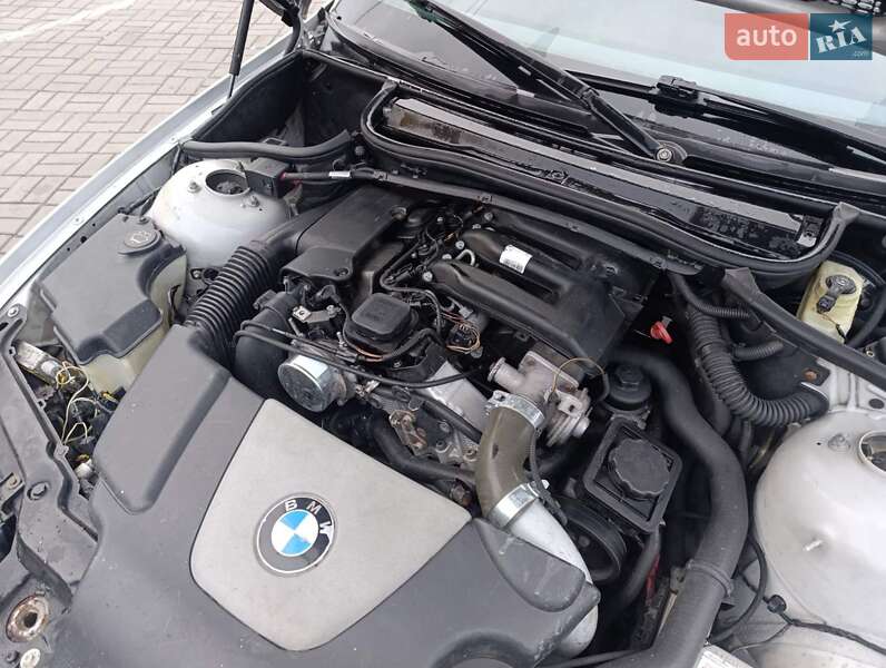 Седан BMW 3 Series 2002 в Каменском