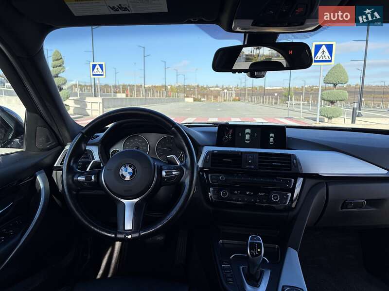 Седан BMW 3 Series 2015 в Одесі