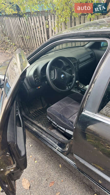 Седан BMW 3 Series 1995 в Полтаве фото 3 Седан BMW 3 Series 1995 в Полтаве