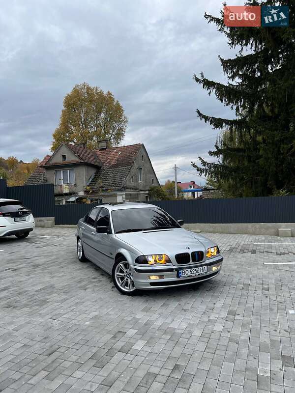 BMW 3 Series 2001