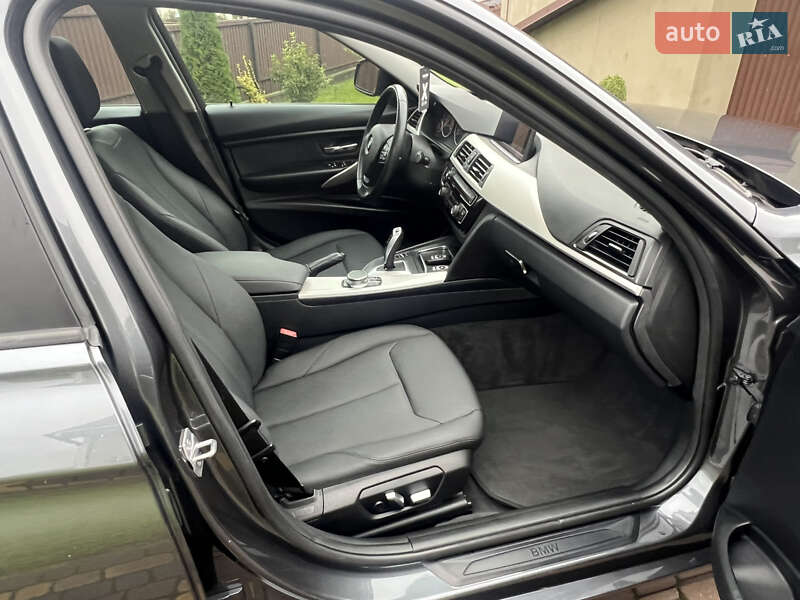 Седан BMW 3 Series 2017 в Косове