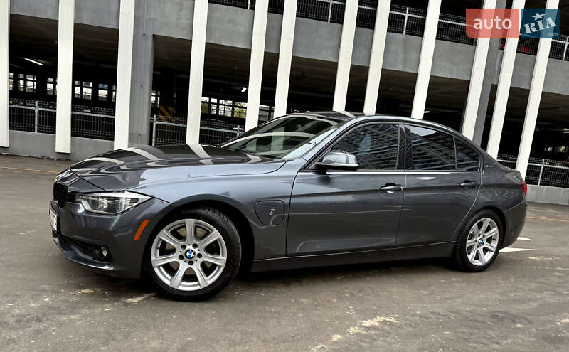 Седан BMW 3 Series 2018 в Киеве фото 2 Седан BMW 3 Series 2018 в Киеве
