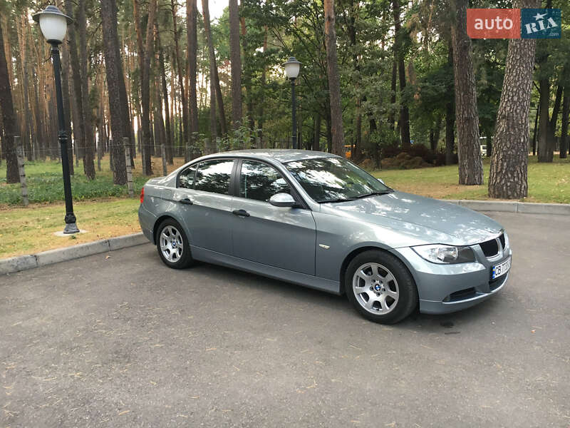 Седан BMW 3 Series 2006 в Чернигове фото 2 Седан BMW 3 Series 2006 в Чернигове