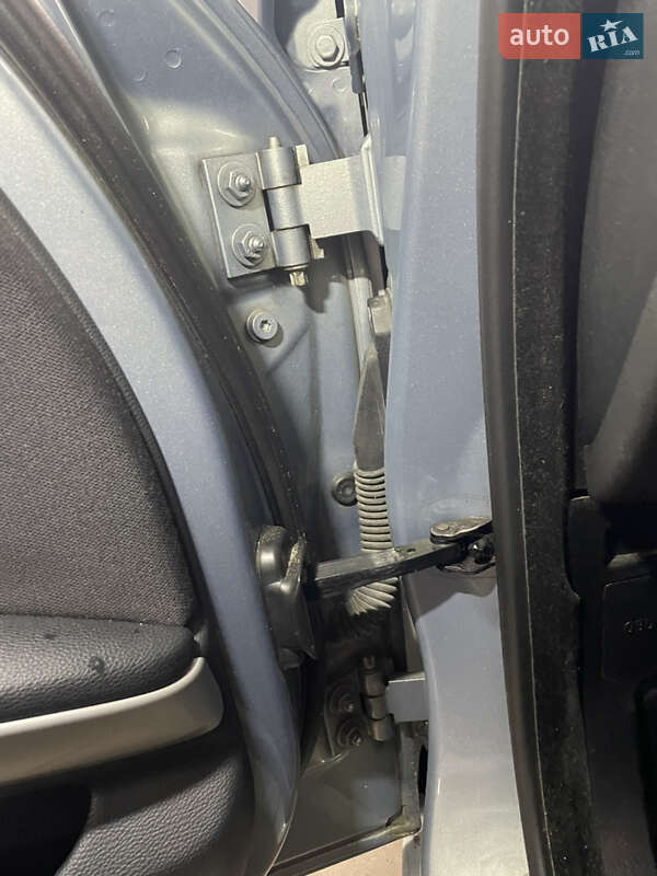 Седан BMW 3 Series 2006 в Чернигове фото 8 Седан BMW 3 Series 2006 в Чернигове