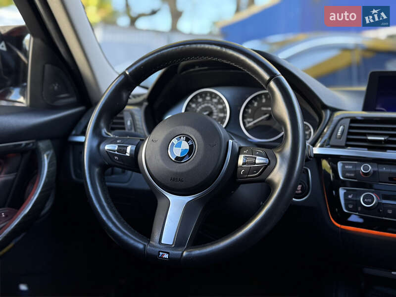 Седан BMW 3 Series 2012 в Одессе