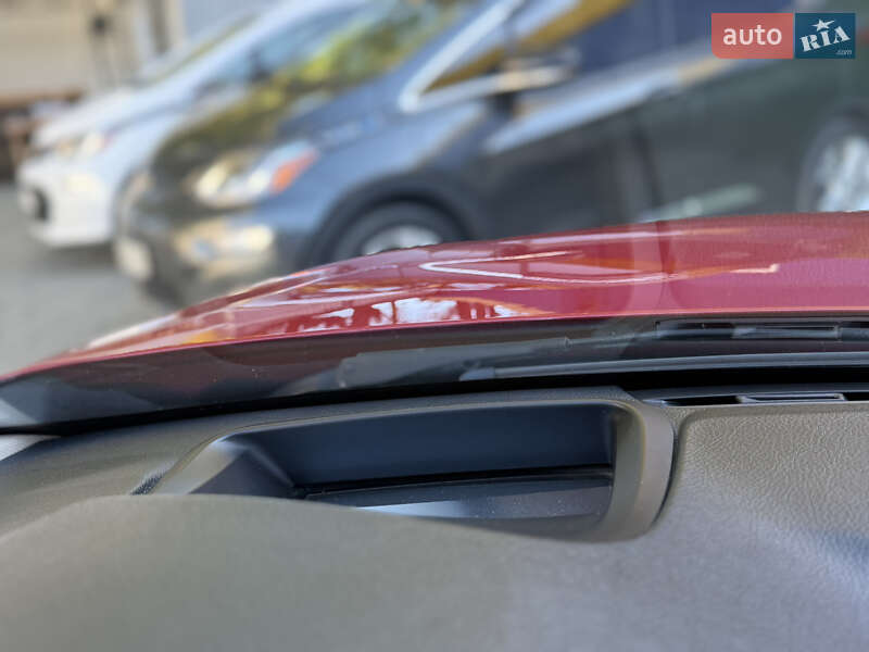 Седан BMW 3 Series 2012 в Одессе